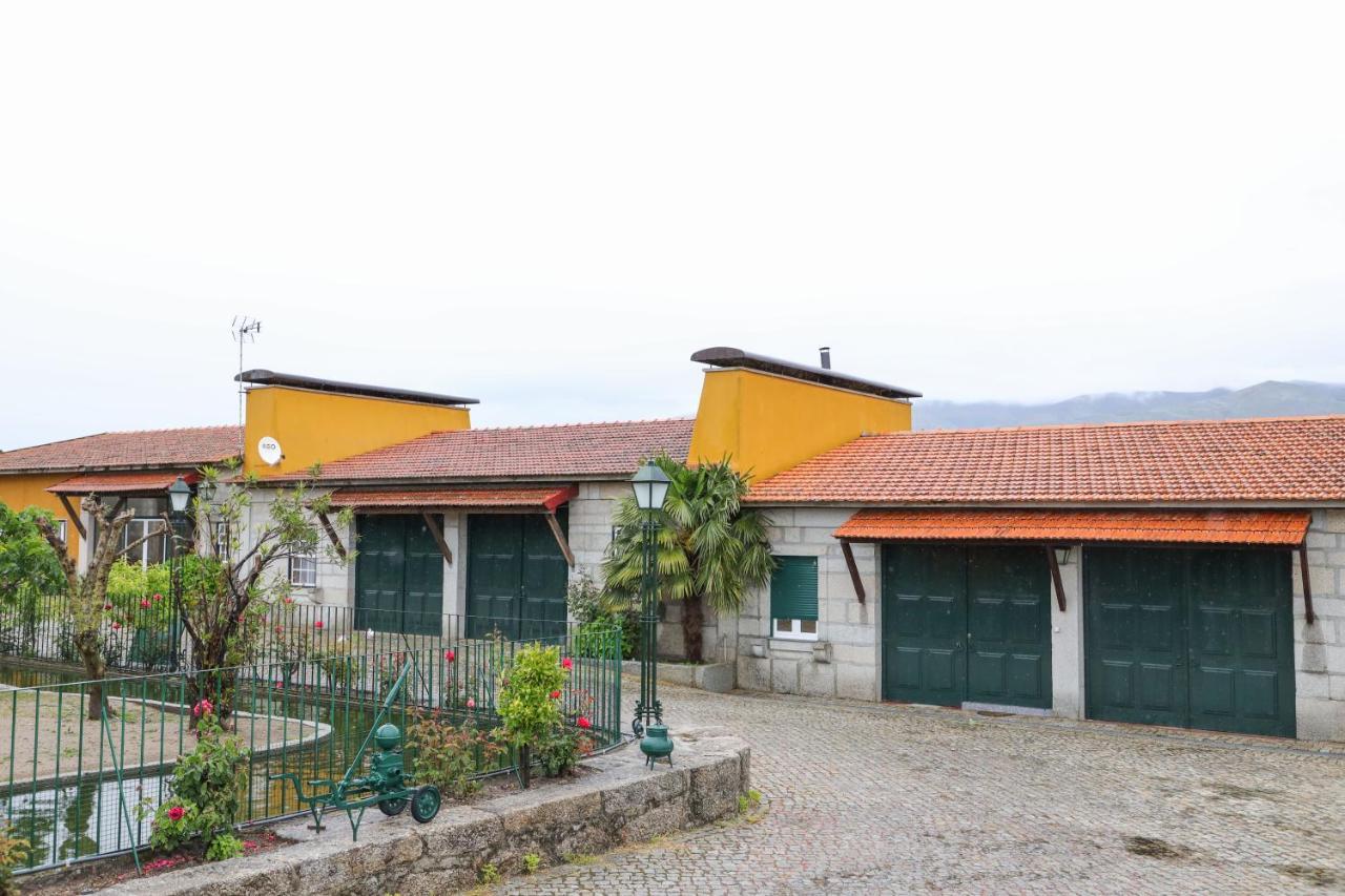 Quinta Dos Patos Villa Pinhanços Exteriör bild