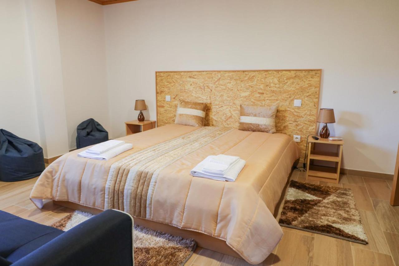 Quinta Dos Patos Villa Pinhanços Exteriör bild